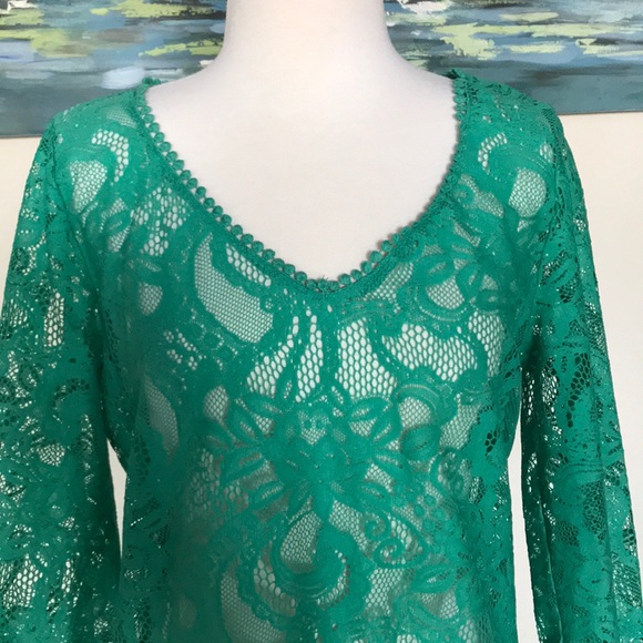 Turquoise lace top - Picture 3 of 5